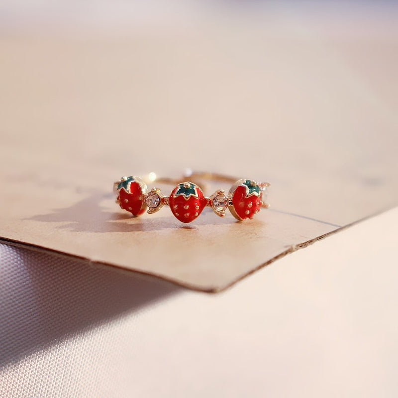 Sweet Red Berries Ring